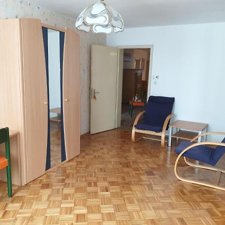 Отель Pension Engel Пфуллендорф Экстерьер фото